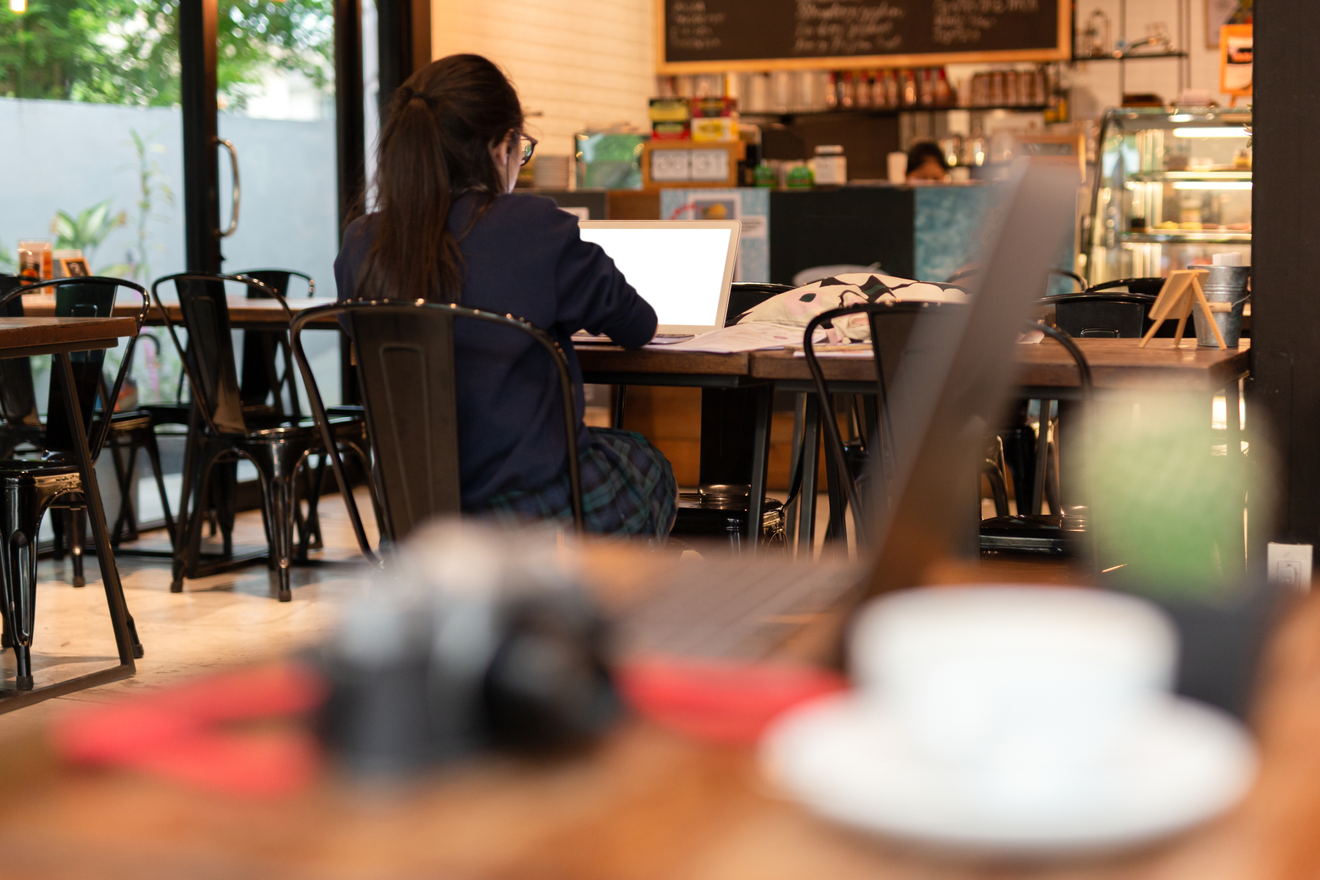 Best Meeting Cafés in Jubilee Hills for Work & Conversations